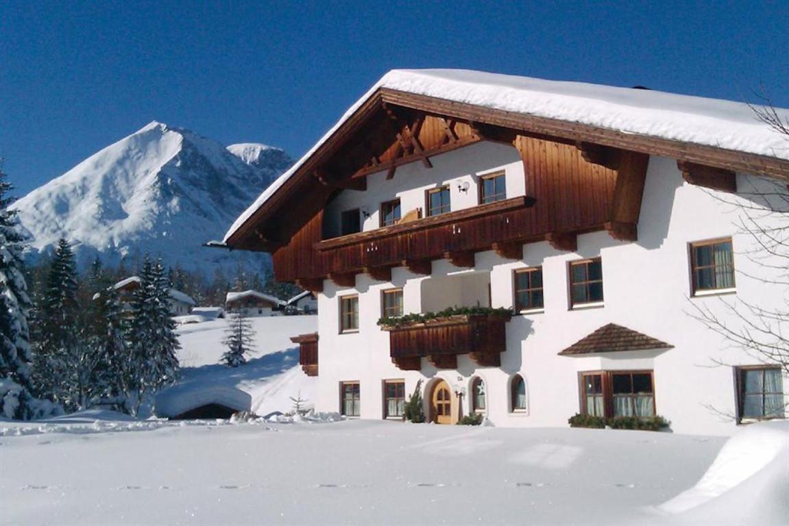 Ruadlhof Villa Leutasch Exterior photo